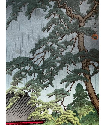 Estampe Japonaise de Hasui Kawase | Le temple Gokokuji sous la pluie Les magasins à Paris