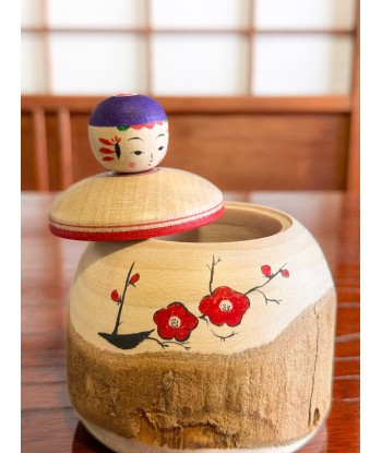 Kokeshi boîte et ses surprises cachées de Yuka Tumizuka Comment ça marche