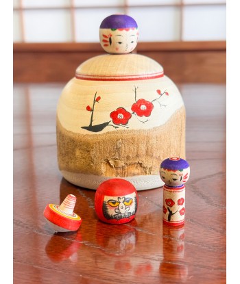 Kokeshi boîte et ses surprises cachées de Yuka Tumizuka Comment ça marche