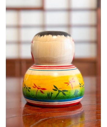 Kokeshi Traditionnelle de Niiyama Jin aux motifs libellules - tête mobile de l' environnement