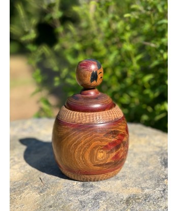 Kokeshi Traditionnelle Ejiko de style Naruko | Boite en bois Enju arbre à pagode Jusqu'à 80% De Réduction