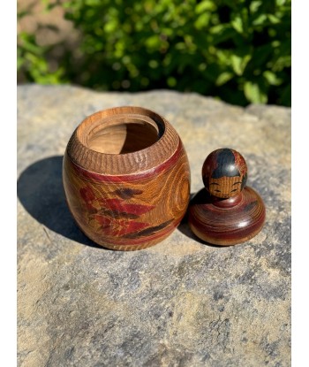 Kokeshi Traditionnelle Ejiko de style Naruko | Boite en bois Enju arbre à pagode Jusqu'à 80% De Réduction