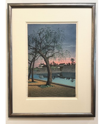 Estampe Japonaise Encadrée de Hasui Kawase | Crépuscule de printemps sur le Palais Impérial de Tokyo shop