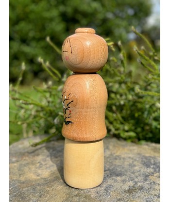 Kokeshi contemporaine de Yuho Ouchi | Fleurs de prunier l'achat 