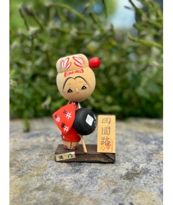 Kokeshi souvenir vintage | pèlerine de Shikoku français