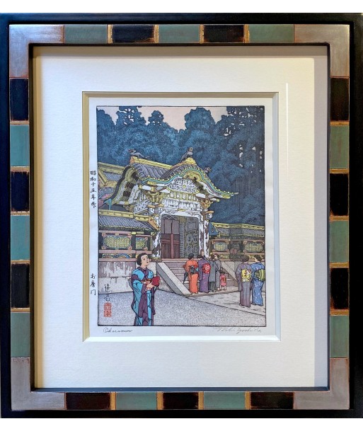 Estampe Japonaise Encadrée de Yoshida Toshi | Okaramon, porte du Temple Toshogu à Nikko la livraison gratuite