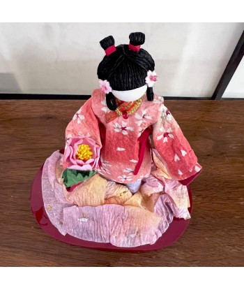 Poupée Japonaise Traditionnelle en Papier Washi | Jeune Fille et Pivoine la colonne vertébrale