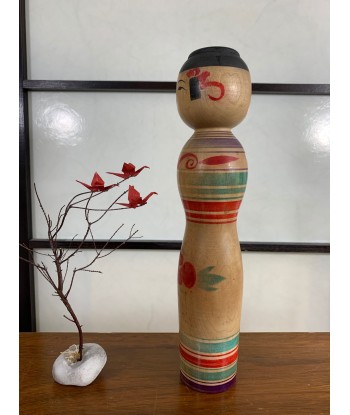 Kokeshi Traditionnelle de style tsugaru | Motif Pivoine Rouge du meilleur 